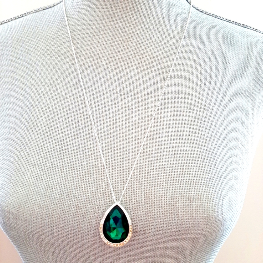 Classic LMN Green Crystal Necklace